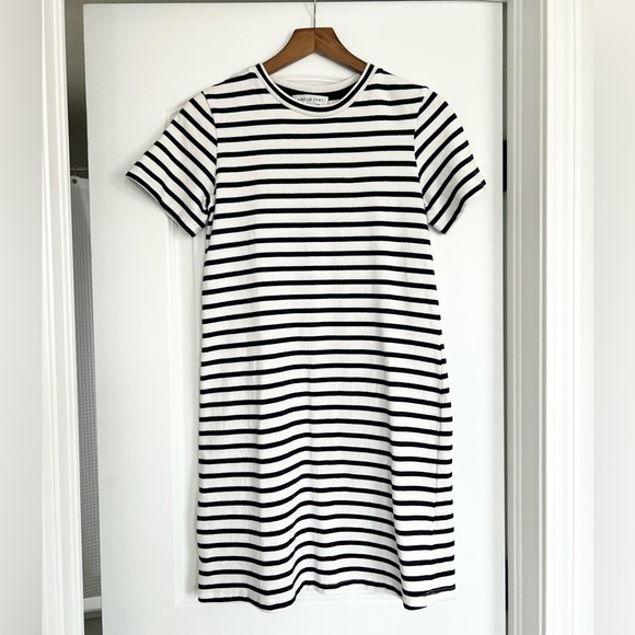 Amour Vert Suzette Navy Striped T-Shirt Dress - Picture 1 of 3